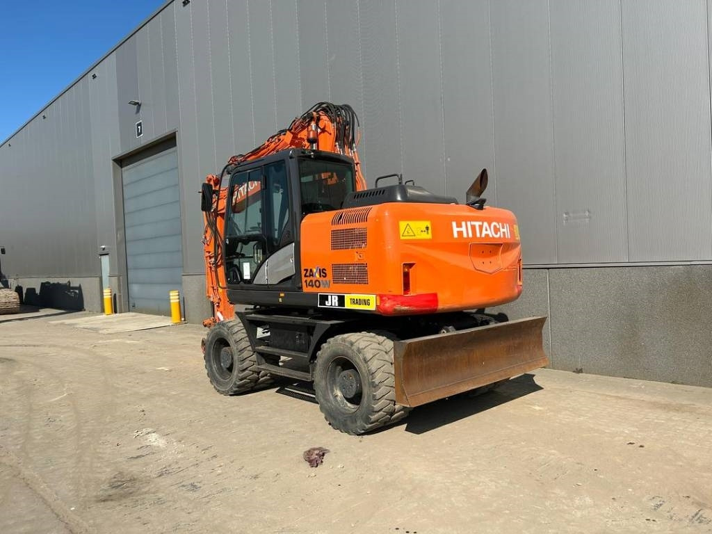 Hitachi ZX 140 W-5B - Колёсный экскаватор: фото 3 Hitachi ZX 140 W-5B - Колёсный экскаватор: фото 3
