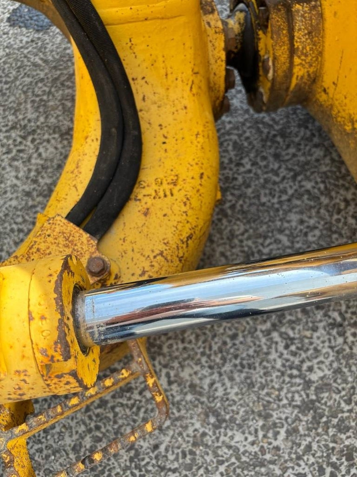 Бульдозер Komatsu D37 PX-23: фото 23 Бульдозер Komatsu D37 PX-23: фото 23