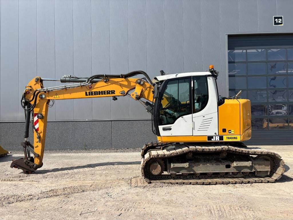 Liebherr R 914 Compact Litronic Liebherr R 914 Compact Litronic - Гусеничный экскаватор: фото 1 Liebherr R 914 Compact Litronic Liebherr R 914 Compact Litronic - Гусеничный экскаватор: фото 1