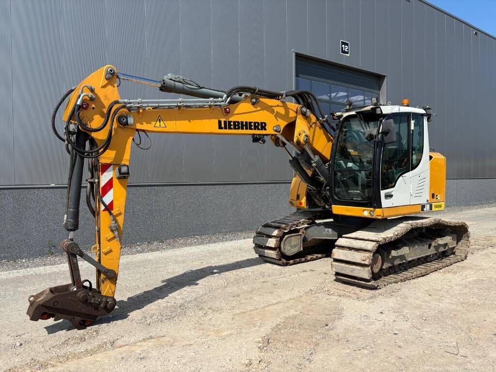 Liebherr R 914 Compact Litronic Liebherr R 914 Compact Litronic - Гусеничный экскаватор: фото 2 Liebherr R 914 Compact Litronic Liebherr R 914 Compact Litronic - Гусеничный экскаватор: фото 2