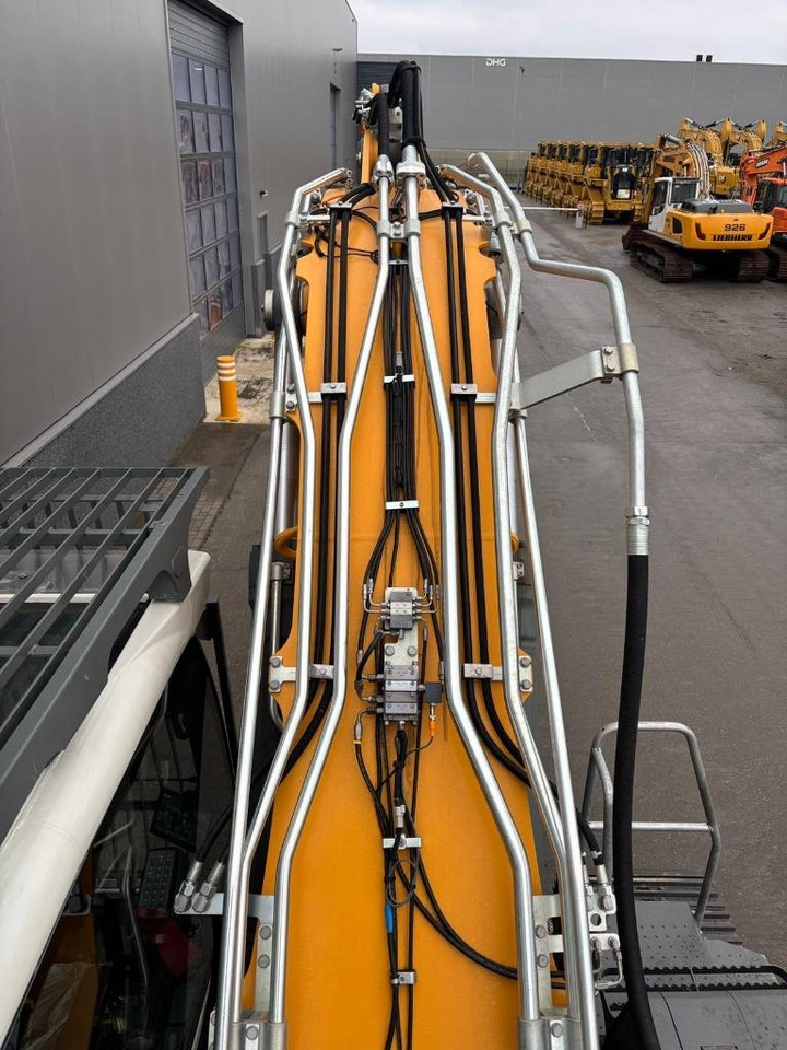 Гусеничный экскаватор Liebherr R 930 LC (New/Unused): фото 25