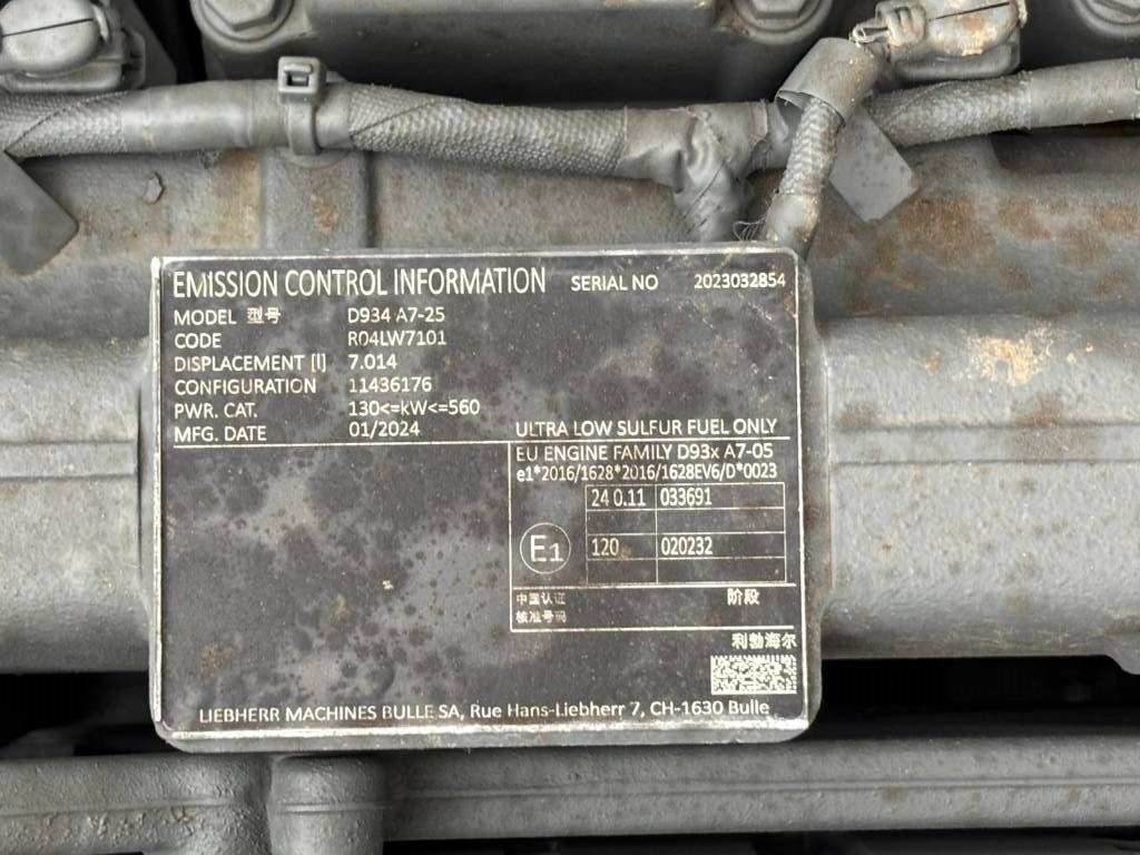 Гусеничный экскаватор Liebherr R 930 LC (New/Unused): фото 16