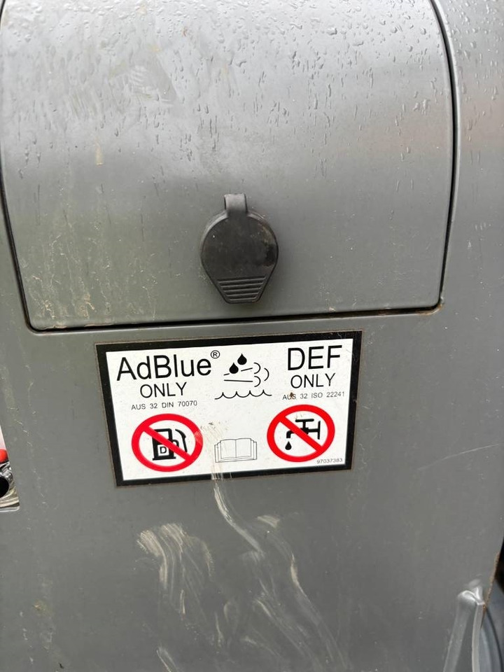 Гусеничный экскаватор Liebherr R 930 LC (New/Unused): фото 28