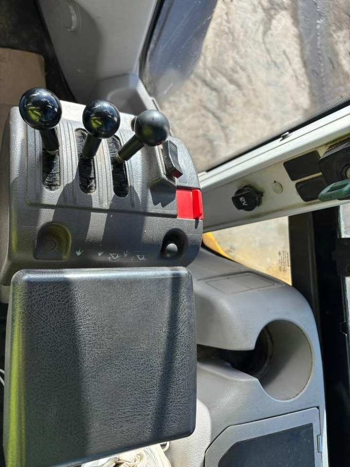 Volvo L 90 H лизинг Volvo L 90 H: фото 12 Volvo L 90 H лизинг Volvo L 90 H: фото 12