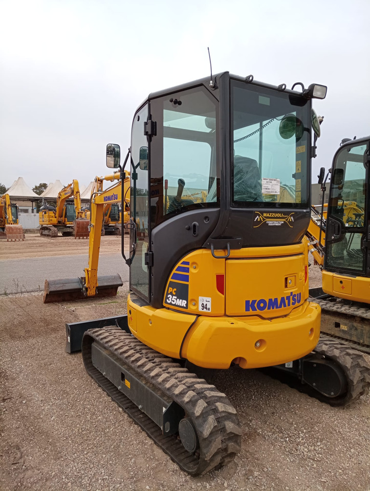 KOMATSU PC35MR-5 - Мини-экскаватор: фото 2 KOMATSU PC35MR-5 - Мини-экскаватор: фото 2