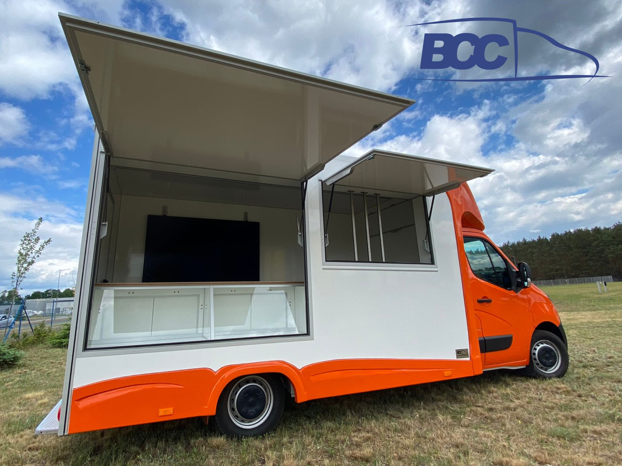 Новый Торговый грузовик BCC POLSKA - MOBILNE CENTRUM SZKOLENIOWE, EXPO TRUCK, MOBILNE BIURO, SAMOCHÓD EKSPOZYCYJNY, PEUGEOT BOXER: фото 9