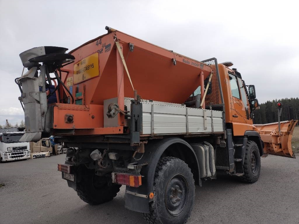 Mercedes-Benz Unimog ,hiekoitin,aura,kippilava - Другая техника: фото 3 Mercedes-Benz Unimog ,hiekoitin,aura,kippilava - Другая техника: фото 3