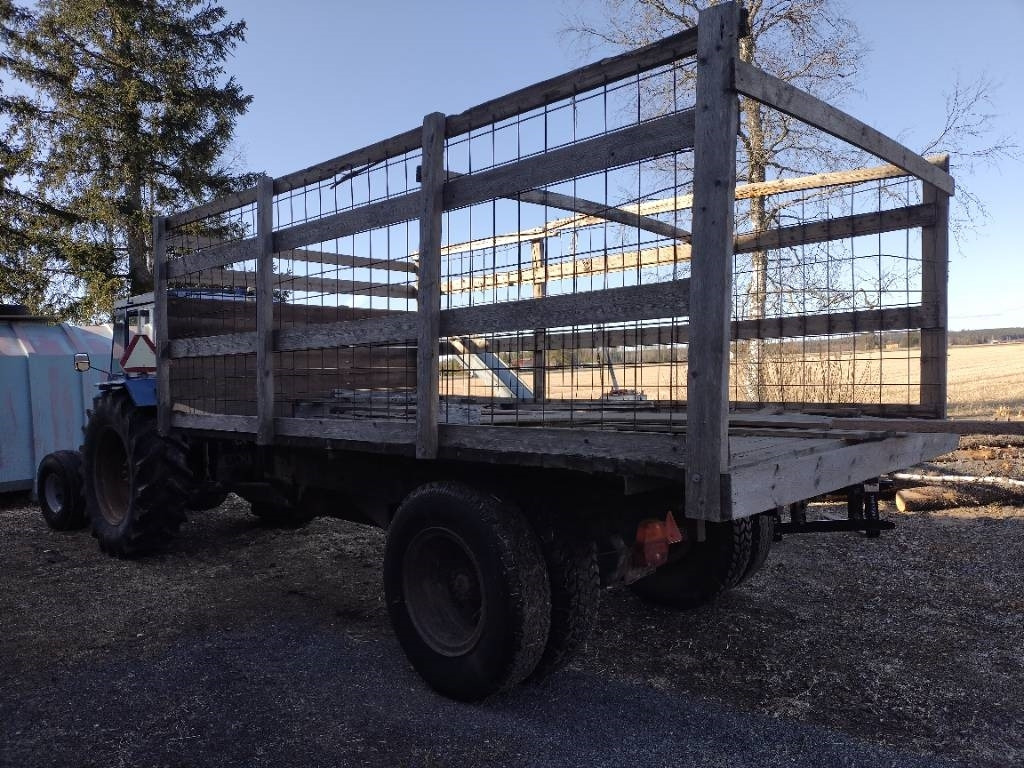 Klapikärry Kippivaunu - Сельскохозяйственный прицеп-самосвал: фото 1 Klapikärry Kippivaunu - Сельскохозяйственный прицеп-самосвал: фото 1