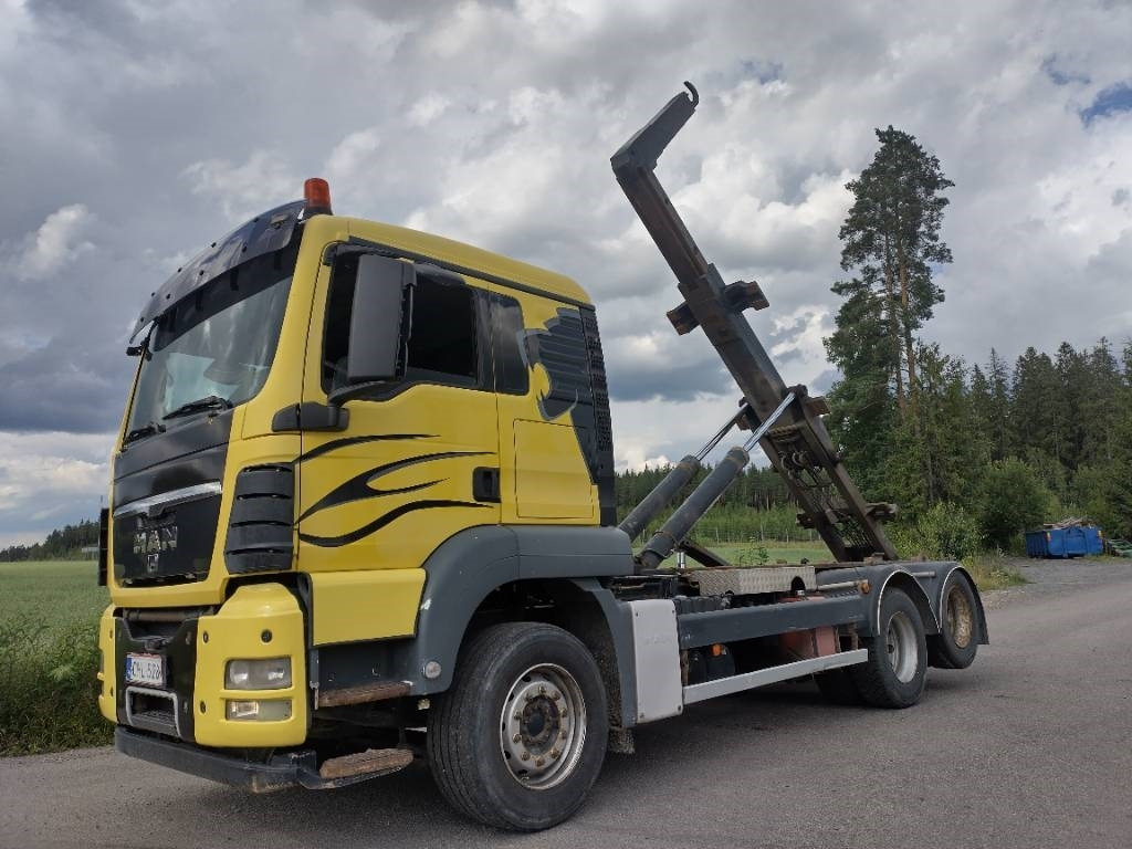 MAN TGX 26.480 6x2 Vak koukkulaite - Крюковой мультилифт: фото 1 MAN TGX 26.480 6x2 Vak koukkulaite - Крюковой мультилифт: фото 1