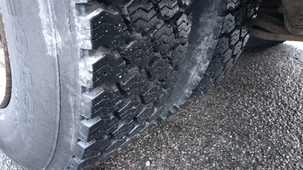 Scania P94 kokosivuaukeva kori+pl-nostin - Грузовик с закрытым кузовом: фото 5 Scania P94 kokosivuaukeva kori+pl-nostin - Грузовик с закрытым кузовом: фото 5