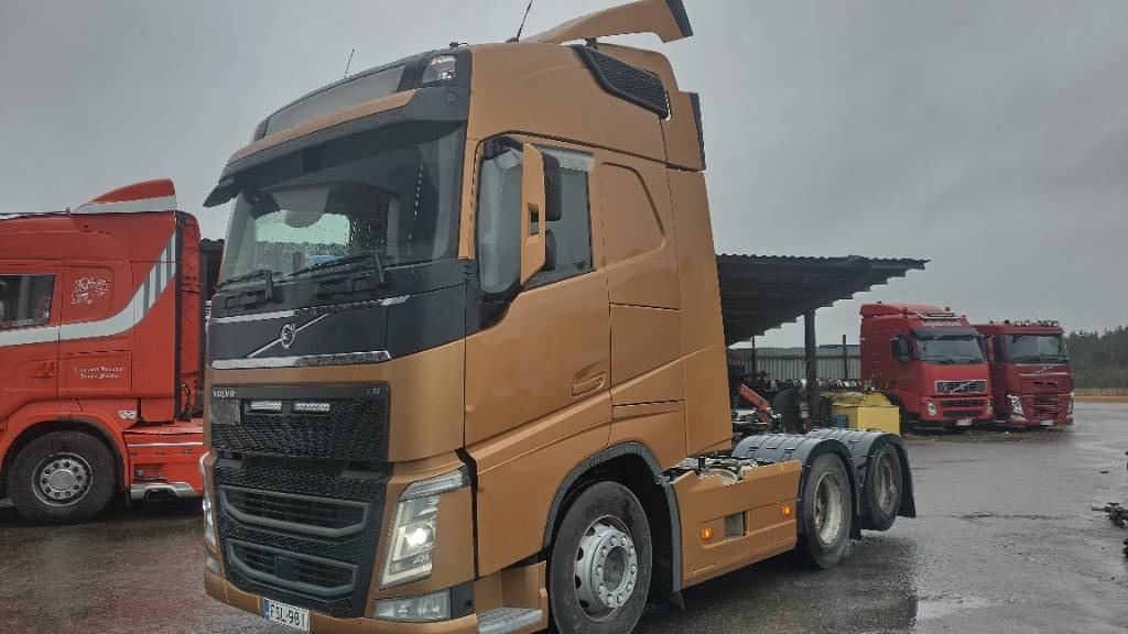 Volvo FH13 6x2 täysilma, takateli - Тягач: фото 2 Volvo FH13 6x2 täysilma, takateli - Тягач: фото 2