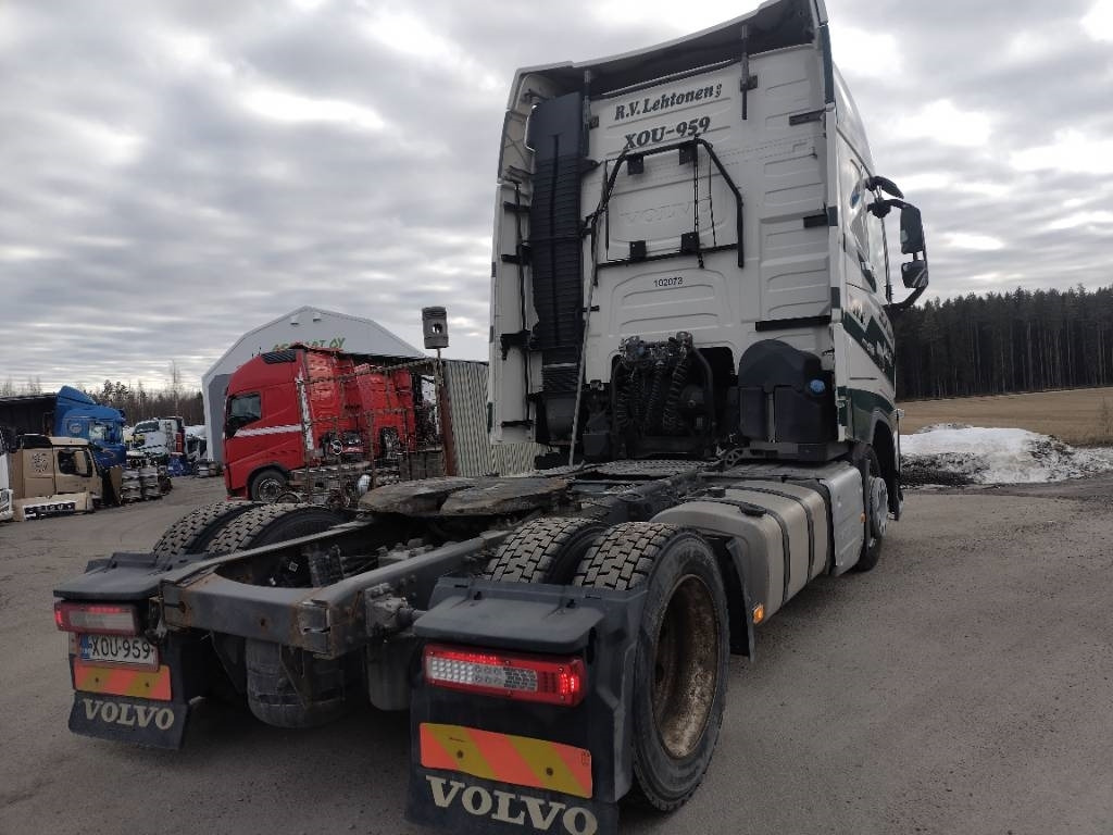 Volvo FH460 mega veturi - Тягач: фото 3 Volvo FH460 mega veturi - Тягач: фото 3