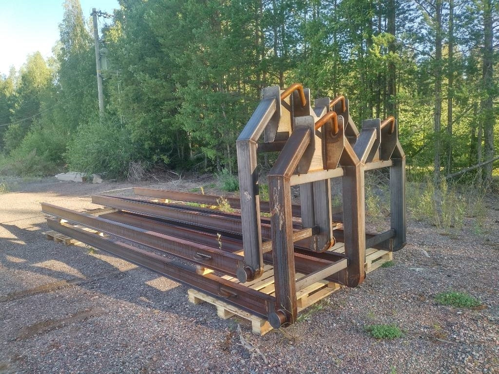 Vaihtolava juoksuja 6m koukkupäillä - Кузов платформа: фото 1 Vaihtolava juoksuja 6m koukkupäillä - Кузов платформа: фото 1