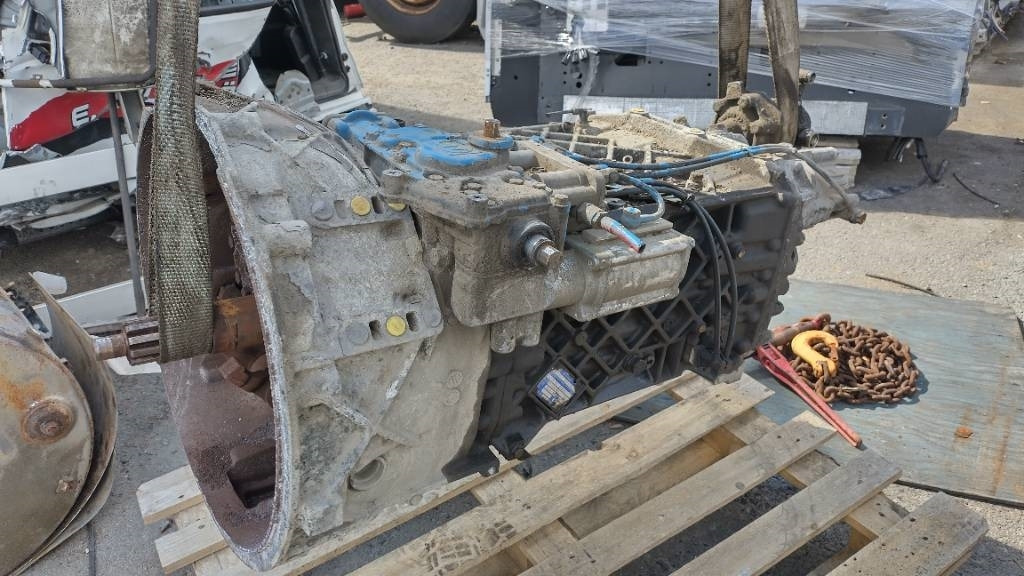 ZF 16s1920 TD vaihteisto - Коробка передач для Грузовиков: фото 2 ZF 16s1920 TD vaihteisto - Коробка передач для Грузовиков: фото 2