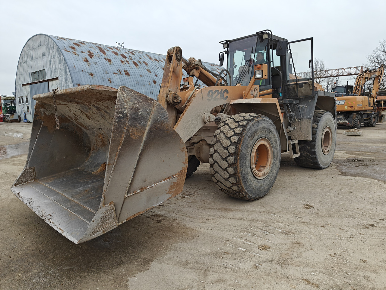 CASE 921C - Колёсный погрузчик: фото 3 CASE 921C - Колёсный погрузчик: фото 3