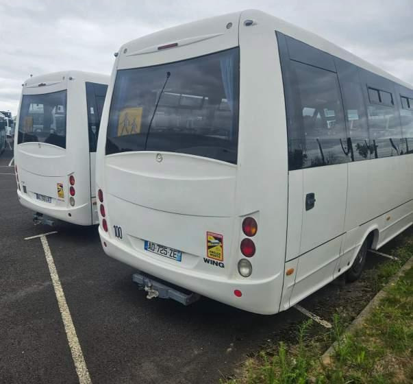 Iveco WING / SPROWADZONY/ 34 MIEJSCA/ MANUAL - Микроавтобус, Пассажирский фургон: фото 3 Iveco WING / SPROWADZONY/ 34 MIEJSCA/ MANUAL - Микроавтобус, Пассажирский фургон: фото 3
