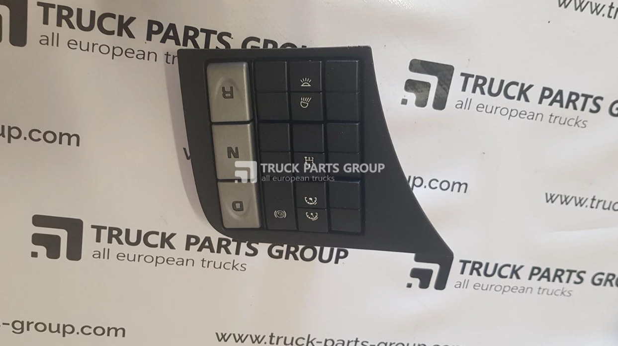 IVECO IVECO STRALIS EURO6 gearshift control, gearbox control switch buttons 5801856139, 5801654939, 5801856103, 5801721121, 5801281040, 5801328718, 4460650730, 504362202, 5801718341, 504388754, 0281020146, - Коробка передач и запчасти для Грузовиков: фото 1 IVECO IVECO STRALIS EURO6 gearshift control, gearbox control switch buttons 5801856139, 5801654939, 5801856103, 5801721121, 5801281040, 5801328718, 4460650730, 504362202, 5801718341, 504388754, 0281020146, - Коробка передач и запчасти для Грузовиков: фото 1