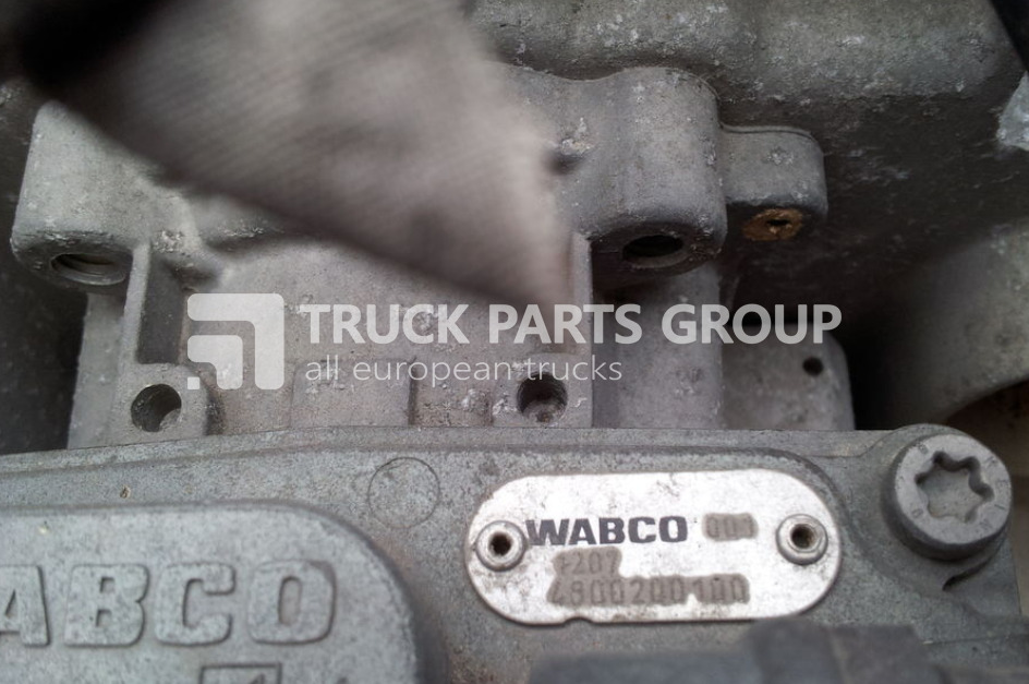 IVECO STRALIS EURO5, brake valve. brake plate valve EBS control 480020 pneumatic valve - Тормозной клапан для Грузовиков: фото 2 IVECO STRALIS EURO5, brake valve. brake plate valve EBS control 480020 pneumatic valve - Тормозной клапан для Грузовиков: фото 2