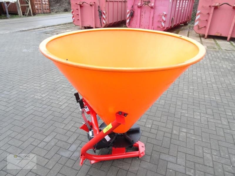 Dexwal Salzstreuer Düngerstreuer Streuer Trichterstreuer 300 Liter - Разбрасыватель песка/ Соли: фото 1 Dexwal Salzstreuer Düngerstreuer Streuer Trichterstreuer 300 Liter - Разбрасыватель песка/ Соли: фото 1