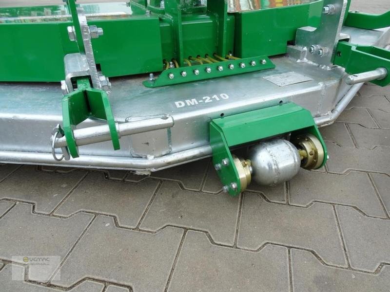 Новый Косилка Vemac Sichelmähwerk Mähwerk Mulcher Sichelmulcher Rasenmäher Mäher DM210N 210cm: фото 14 Новый Косилка Vemac Sichelmähwerk Mähwerk Mulcher Sichelmulcher Rasenmäher Mäher DM210N 210cm: фото 14