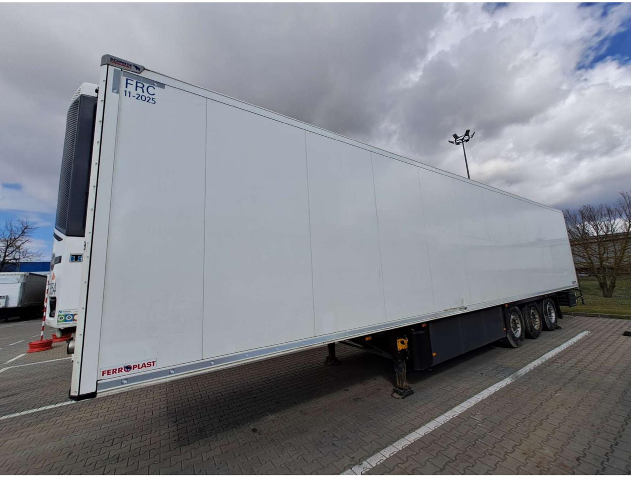2019/2020 Schmitz Cargobull SKO FP 60 ThermoKing SLXi 300 - Полуприцеп-рефрижератор: фото 3 2019/2020 Schmitz Cargobull SKO FP 60 ThermoKing SLXi 300 - Полуприцеп-рефрижератор: фото 3