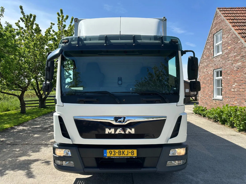 MAN TGL 10.190 / NL TRUCK / BOX / EURO 6 / MANUAL / NEW TYRES / LOADLIFT - Грузовик с закрытым кузовом: фото 3 MAN TGL 10.190 / NL TRUCK / BOX / EURO 6 / MANUAL / NEW TYRES / LOADLIFT - Грузовик с закрытым кузовом: фото 3