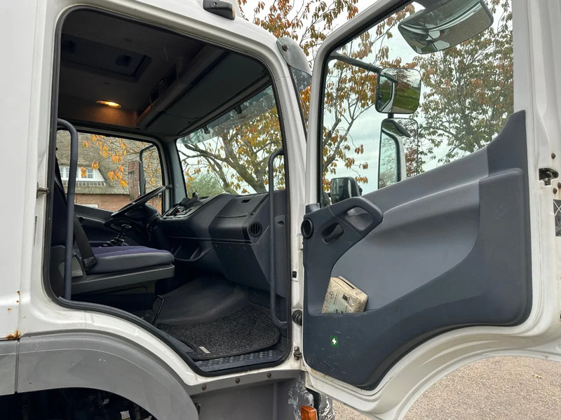 Mercedes-Benz Atego 815 / NL TRUCK / EURO 3 / LOW KM / BOX+LIFT / MANUAL / ANALOG TACHO лизинг Mercedes-Benz Atego 815 / NL TRUCK / EURO 3 / LOW KM / BOX+LIFT / MANUAL / ANALOG TACHO: фото 18 Mercedes-Benz Atego 815 / NL TRUCK / EURO 3 / LOW KM / BOX+LIFT / MANUAL / ANALOG TACHO лизинг Mercedes-Benz Atego 815 / NL TRUCK / EURO 3 / LOW KM / BOX+LIFT / MANUAL / ANALOG TACHO: фото 18