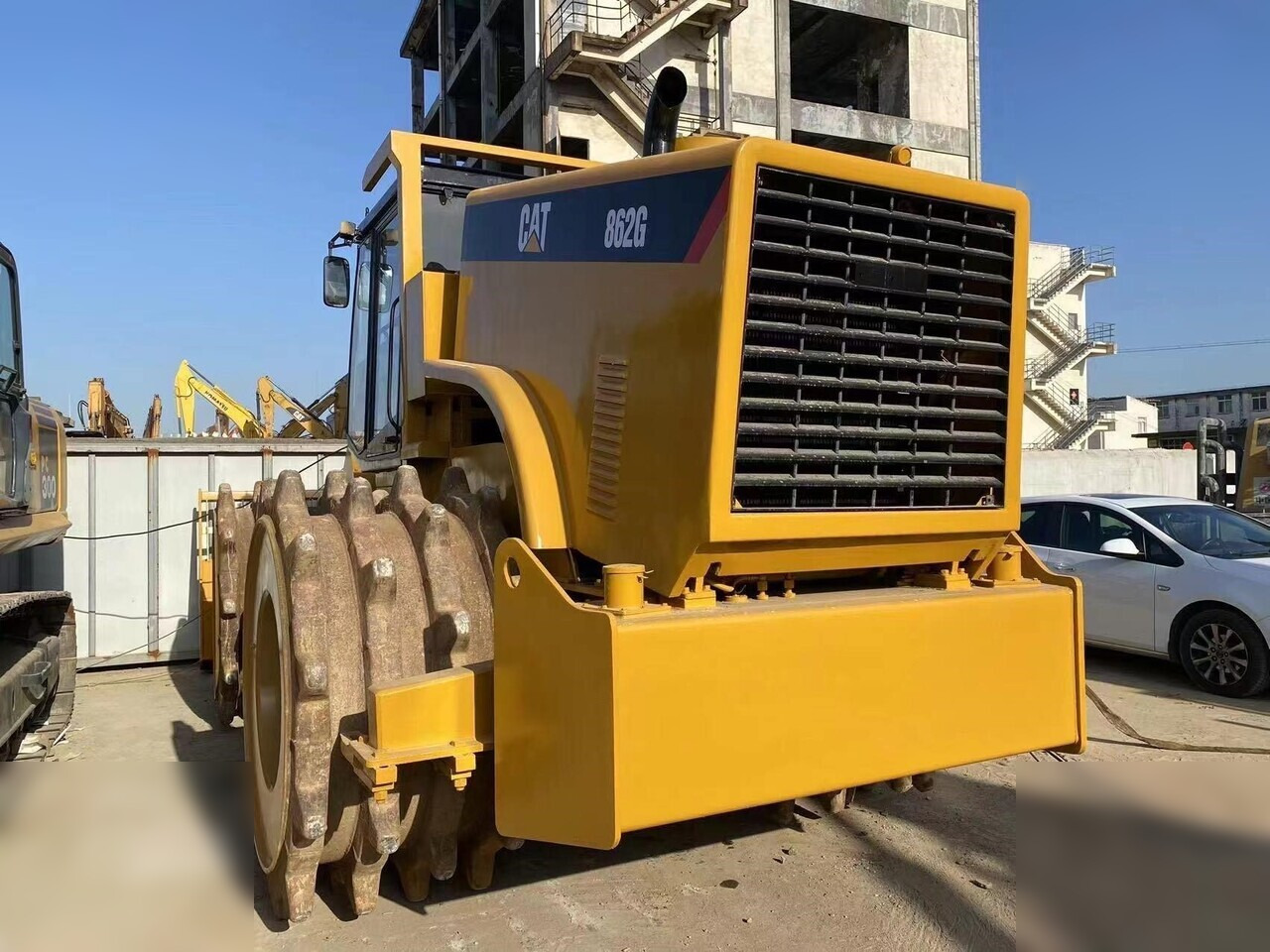 CATERPILLAR 826G - Компактор: фото 2 CATERPILLAR 826G - Компактор: фото 2