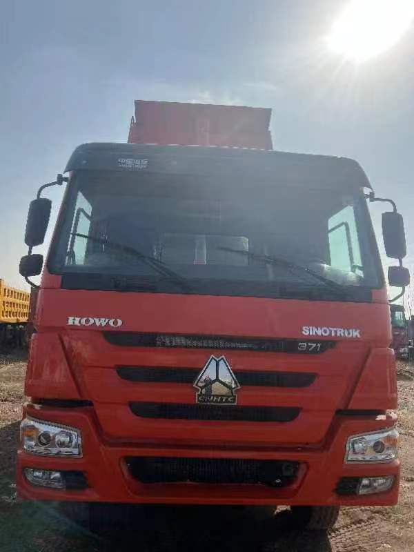 HOWO 371 - Самосвал: фото 2 HOWO 371 - Самосвал: фото 2