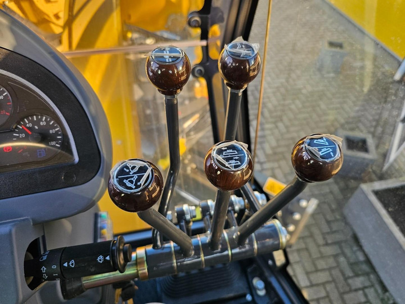 Новый Грейдер XCMG GR165: фото 20 Новый Грейдер XCMG GR165: фото 20