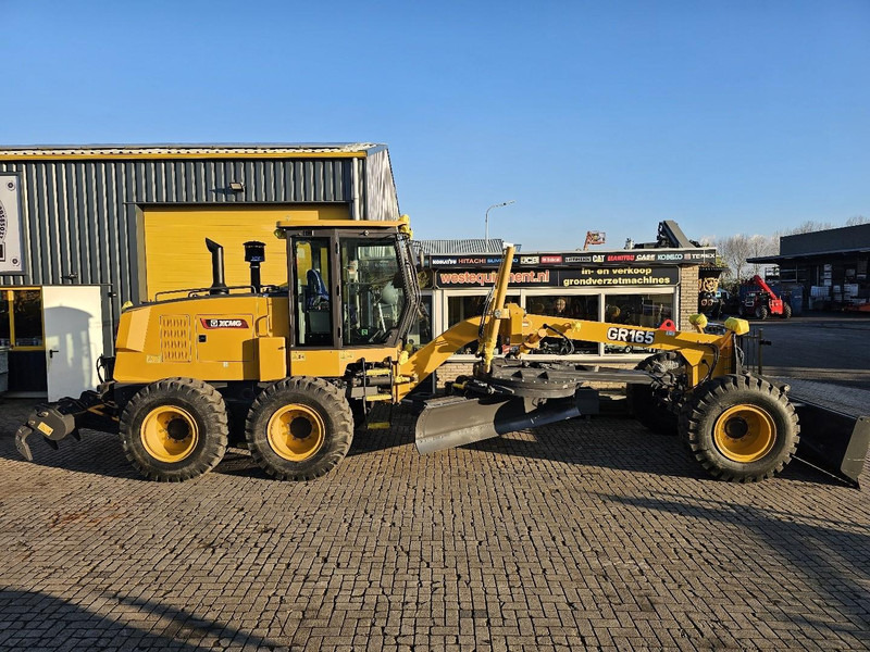 Новый Грейдер XCMG GR165: фото 6 Новый Грейдер XCMG GR165: фото 6