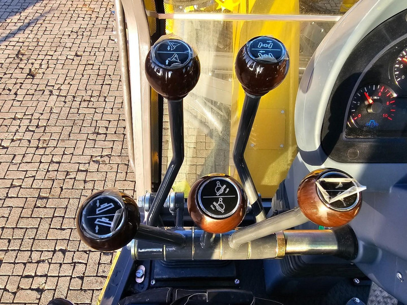 Новый Грейдер XCMG GR165: фото 19 Новый Грейдер XCMG GR165: фото 19