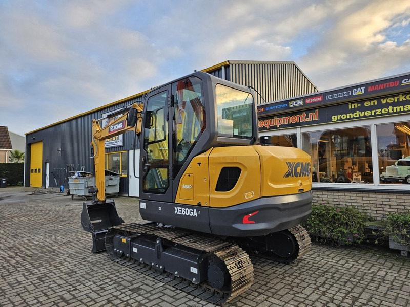 XCMG XE60GA - Мини-экскаватор: фото 3 XCMG XE60GA - Мини-экскаватор: фото 3