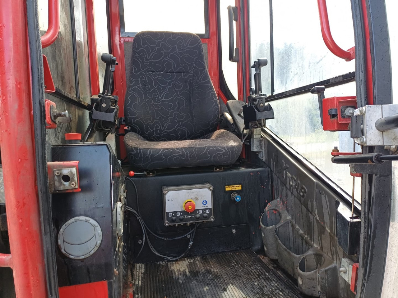 Volvo FH16 750 - Лесовоз, Автоманипулятор: фото 5 Volvo FH16 750 - Лесовоз, Автоманипулятор: фото 5