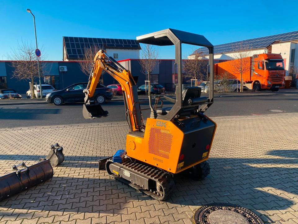 Minibagger BK1500JS *INKL.19% MWST*KUBOTA*BERGER KRAUS*JOYSTICK*SCHAUFELPAKET*SOFORT!* - Мини-экскаватор: фото 3 Minibagger BK1500JS *INKL.19% MWST*KUBOTA*BERGER KRAUS*JOYSTICK*SCHAUFELPAKET*SOFORT!* - Мини-экскаватор: фото 3