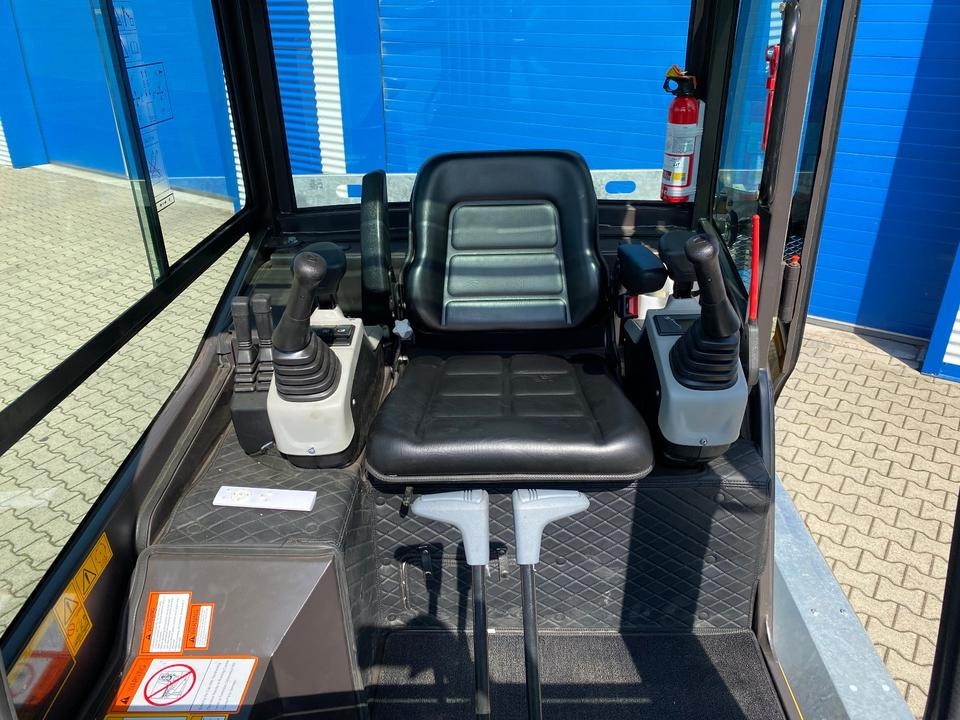 Мини-экскаватор, Прицеп Minibagger BK2800ASR + Tieflader + Zubehör *INKL.19% MWST*BERGER KRAUS*KUBOTA*SCHWENKARM* VERSTELLFAHRWERK*KLIMA*: фото 10
