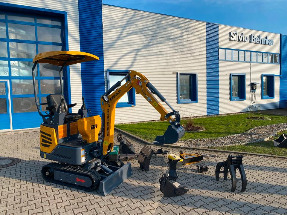 Minibagger BK950JS + Zubehör *INKL.19% MWST*BERGER KRAUS*JOYSTICK*SOFORT!* - Мини-экскаватор: фото 5 Minibagger BK950JS + Zubehör *INKL.19% MWST*BERGER KRAUS*JOYSTICK*SOFORT!* - Мини-экскаватор: фото 5