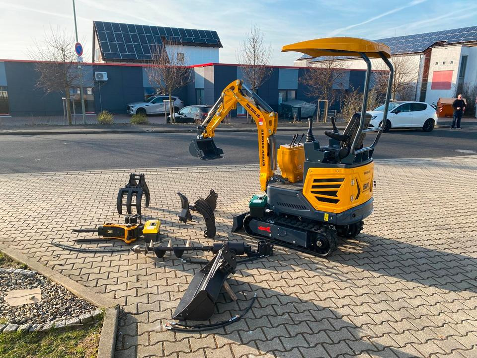 Minibagger BK950JS + Zubehör *INKL.19% MWST*BERGER KRAUS*JOYSTICK*SOFORT!* - Мини-экскаватор: фото 3 Minibagger BK950JS + Zubehör *INKL.19% MWST*BERGER KRAUS*JOYSTICK*SOFORT!* - Мини-экскаватор: фото 3