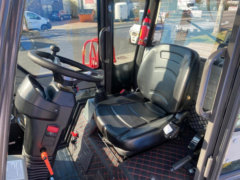 Компактный фронтальный погрузчик Radlader/Hoflader BK810 inkl. Kehrmaschinenpaket *INKL.19% MWST*BERGER KRAUS* KUBOTA*EURO*CE*: фото 12