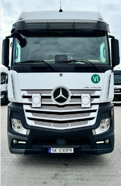 MERCEDES-BENZ Actros 1845 with retarder - Тягач: фото 2 MERCEDES-BENZ Actros 1845 with retarder - Тягач: фото 2