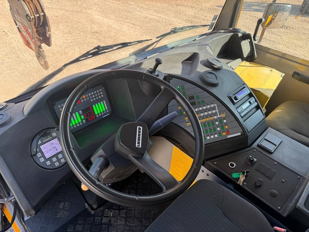 Liebherr LTM 1030-2.1  - Мобильный кран: фото 5 Liebherr LTM 1030-2.1  - Мобильный кран: фото 5