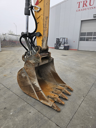 Колёсный экскаватор LIEBHERR A916: фото 13