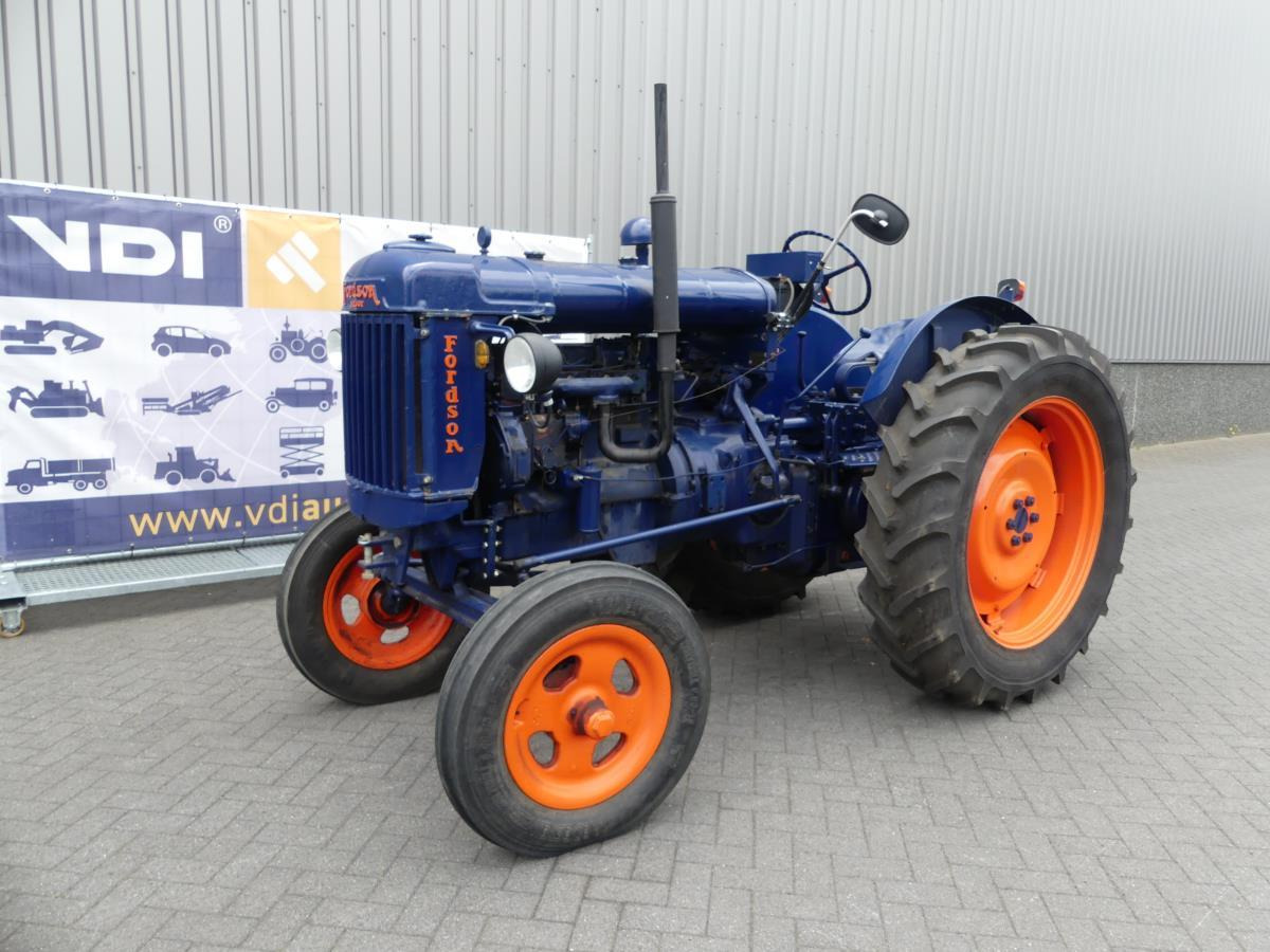 Fordson 27N - Трактор: фото 1 Fordson 27N - Трактор: фото 1