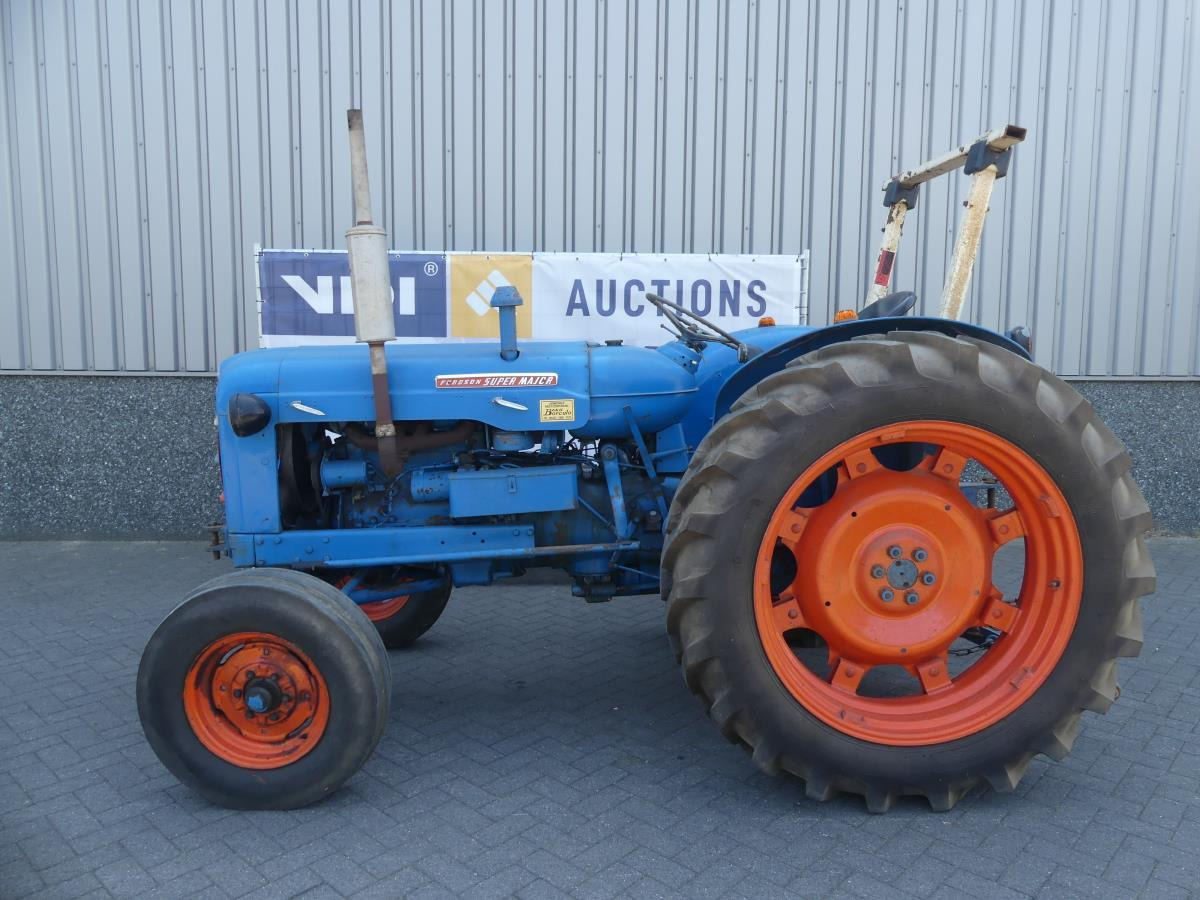 Fordson Major - Трактор: фото 3 Fordson Major - Трактор: фото 3
