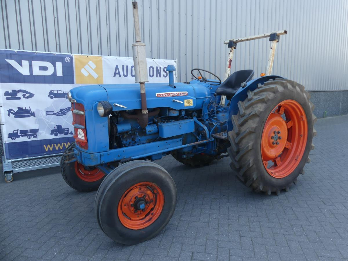 Fordson Major - Трактор: фото 2 Fordson Major - Трактор: фото 2