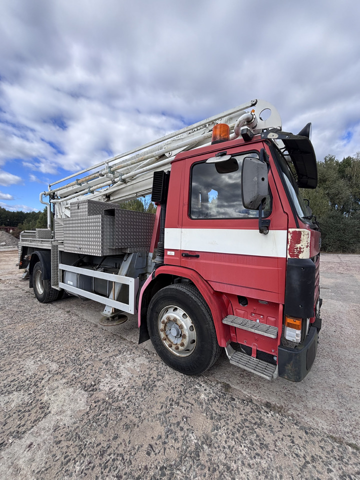 SCANIA - Пожарная машина: фото 3 SCANIA - Пожарная машина: фото 3