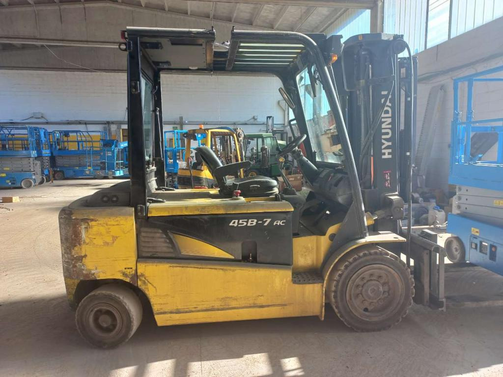 Hyundai 45B-7 ac - Электропогрузчик: фото 4 Hyundai 45B-7 ac - Электропогрузчик: фото 4