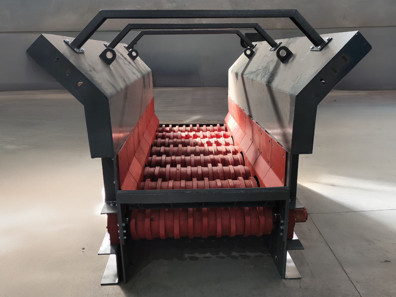 CONSTMACH Hochleistungs-WOBBLER-FEEDER – Die Ideale Lösung für Gleichmäßige und Kontrollierte Materialzufuhr - Горнодобывающая техника: фото 1 CONSTMACH Hochleistungs-WOBBLER-FEEDER – Die Ideale Lösung für Gleichmäßige und Kontrollierte Materialzufuhr - Горнодобывающая техника: фото 1