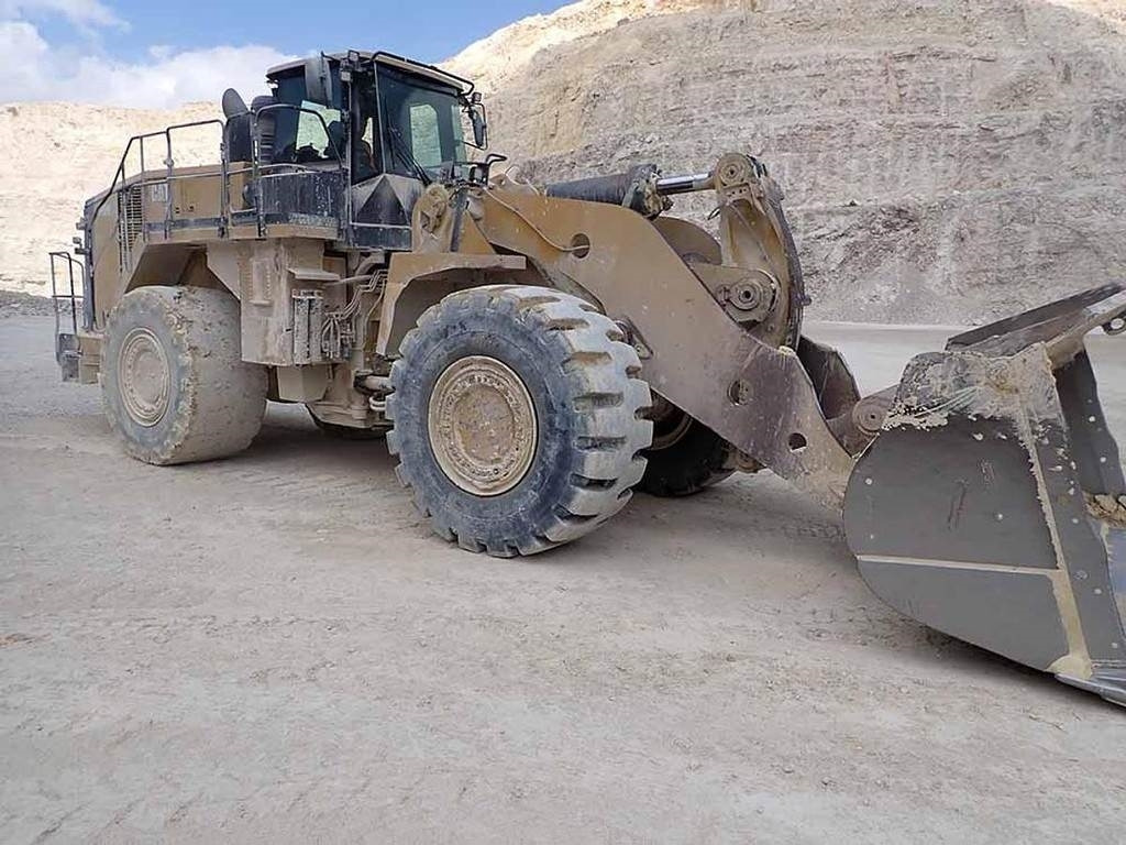 CAT 988K - Колёсный погрузчик: фото 4 CAT 988K - Колёсный погрузчик: фото 4