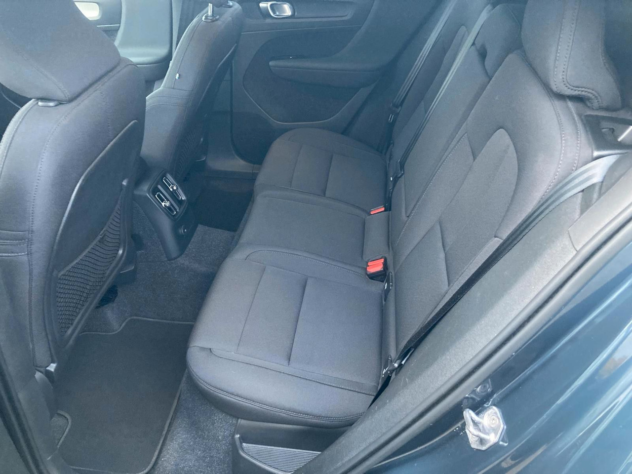 Внедорожник Volvo XC 40 T4 Inscription Expr. Recharge Plug-In Hyb: фото 6